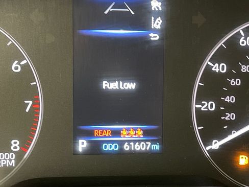 Certified 2024 Toyota Corolla SE w/ SE Premium Package FWD image 19
