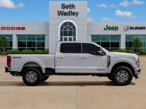 Used 2024 Ford F250 Lariat image 8