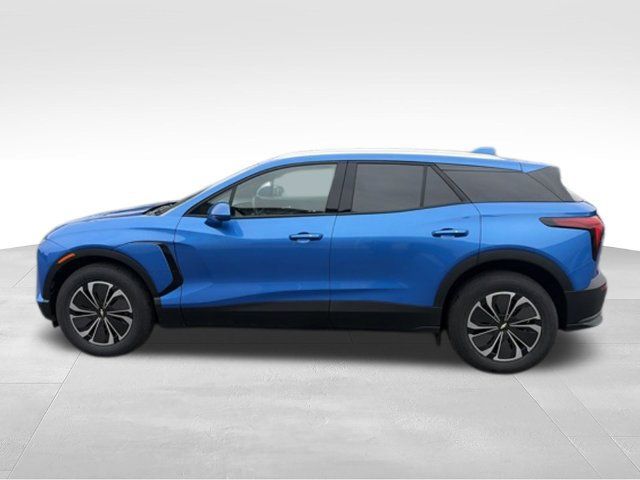 Used 2024 Chevrolet Blazer EV LT AWD/4WD image 16