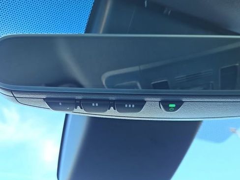 Used 2019 Toyota Avalon Touring w/ Advanced Safety Package image 25