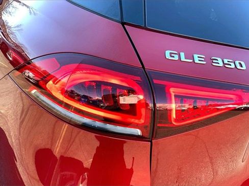 Used 2022 Mercedes-Benz GLE 350 4MATIC image 25