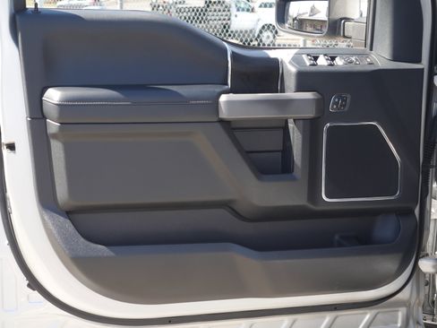 Used 2019 Ford F350 Platinum w/ Platinum Ultimate Package image 41