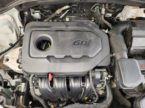 Used 2018 Hyundai Santa Fe Sport w/ 2.4L Value Package 02 image 30