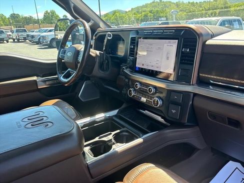 Used 2023 Ford F250 King Ranch AWD/4WD image 13