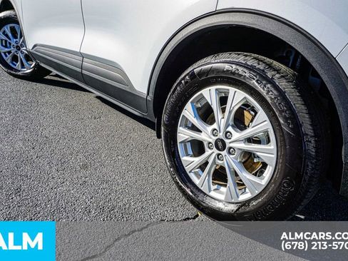 Used 2025 Ford Escape Active AWD/4WD image 16