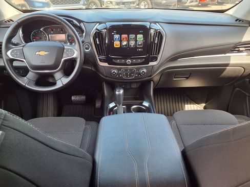 Used 2018 Chevrolet Traverse LT FWD image 19