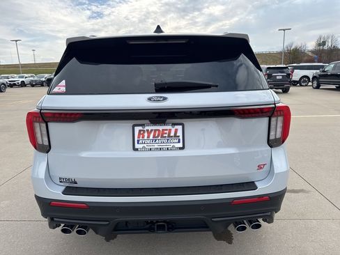 New 2026 Ford Explorer ST image 36