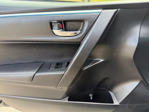 Used 2016 Toyota Corolla S FWD image 16