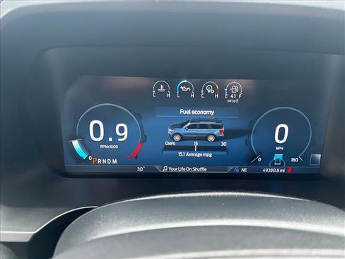 Used 2022 Ford Expedition Limited image 7