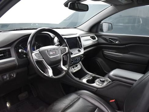Used 2023 GMC Acadia SLT AWD/4WD image 13