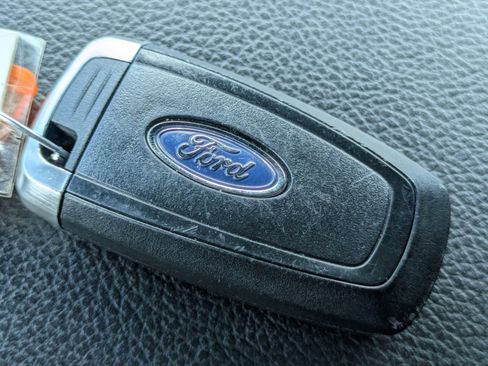 Used 2019 Ford Expedition Limited w/ Equipment Group 301A RWD image 24