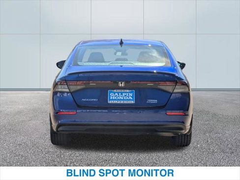 Used 2023 Honda Accord Sport image 8