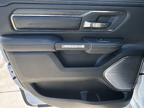 Used 2020 RAM 1500 Limited image 16