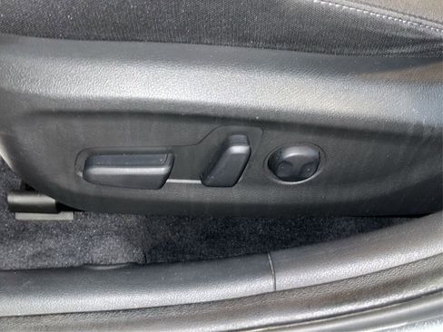 Used 2017 Hyundai Elantra Value Edition image 32