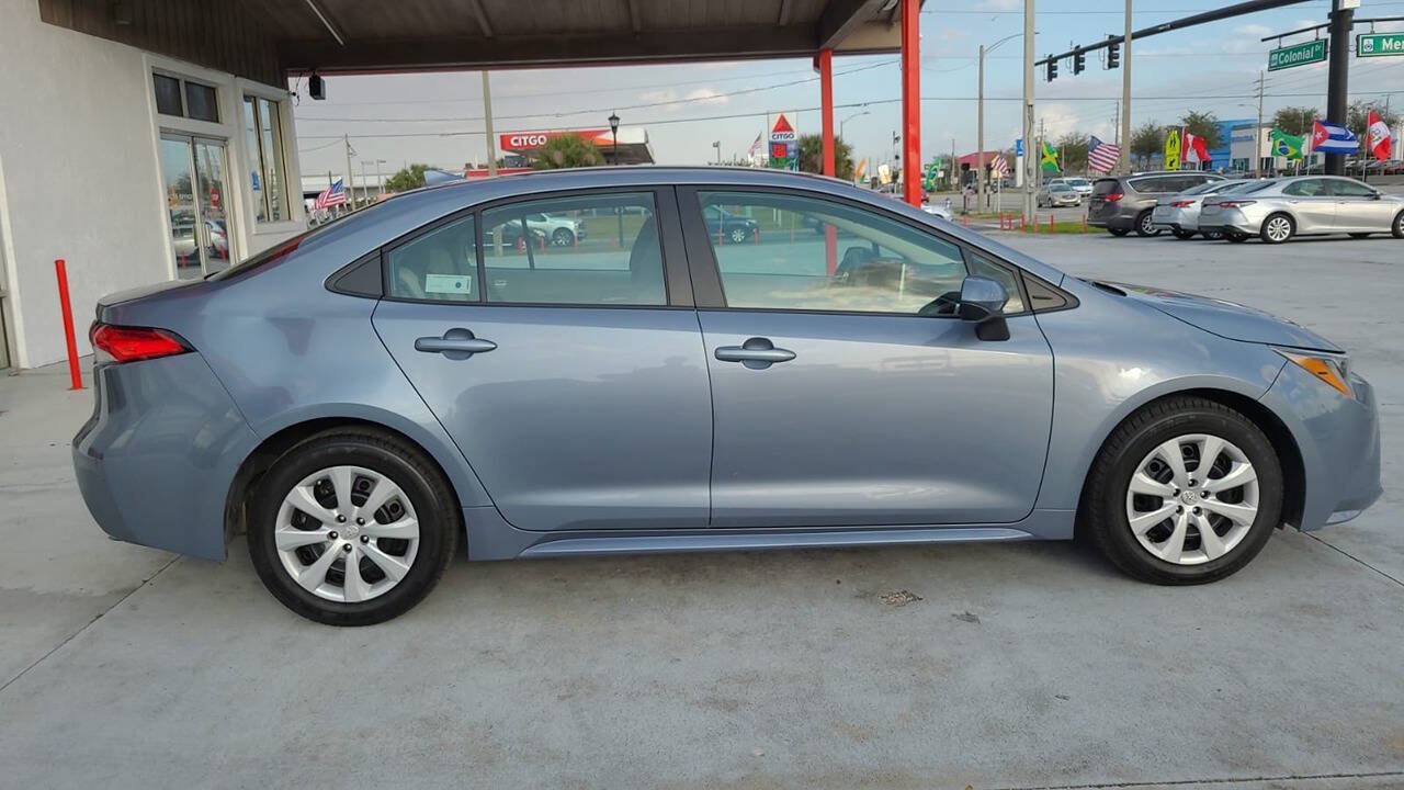 Used 2021 Toyota Corolla LE FWD image 5