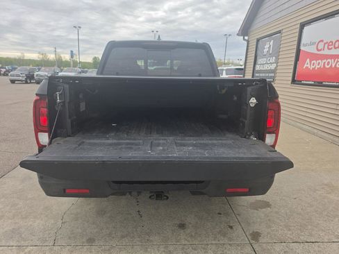 Used 2019 Honda Ridgeline Black Edition image 17
