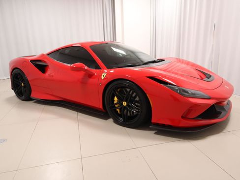 Used 2022 Ferrari F8 Tributo image 7