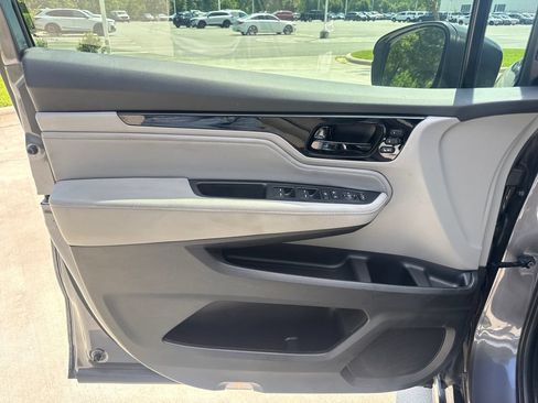 Used 2022 Honda Odyssey Touring image 13