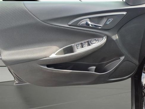 Used 2024 Chevrolet Malibu LT w/ Midnight Edition image 11