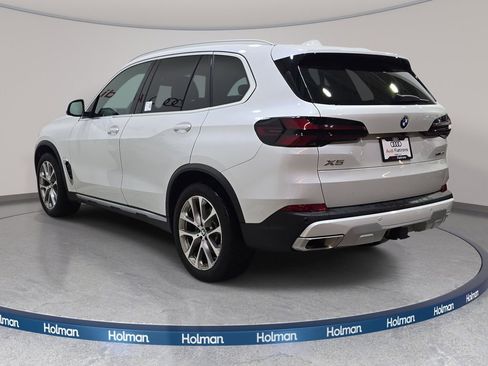 Used 2024 BMW X5 xDrive40i w/ Premium Package image 8