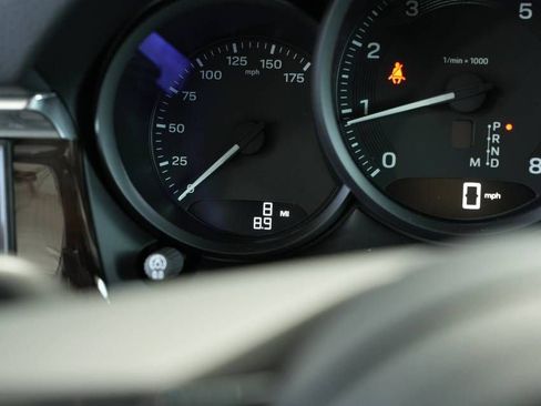 New 2025 Porsche Macan image 15