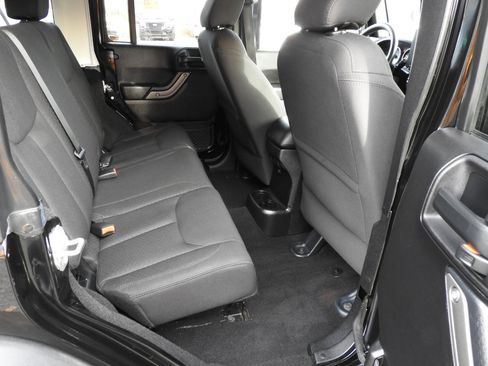 Used 2015 Jeep Wrangler Unlimited Sport w/ Quick Order Package 24S image 7