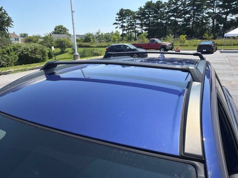 Used 2022 Toyota Corolla Cross LE AWD/4WD image 12