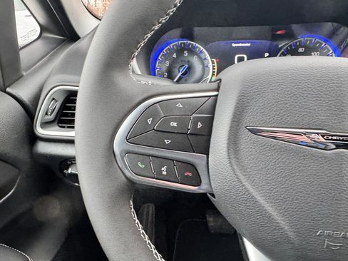 New 2026 Chrysler Voyager LX FWD image 15