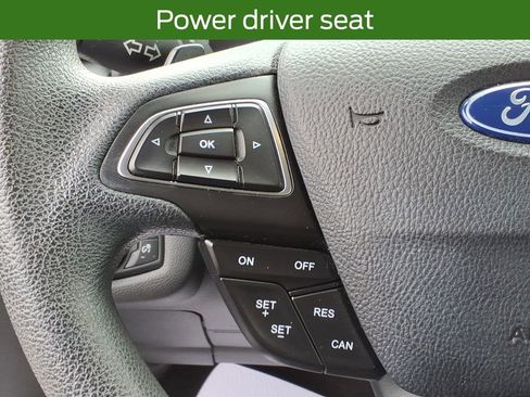 Used 2017 Ford Escape SE w/ SE Cold Weather Package AWD/4WD image 26