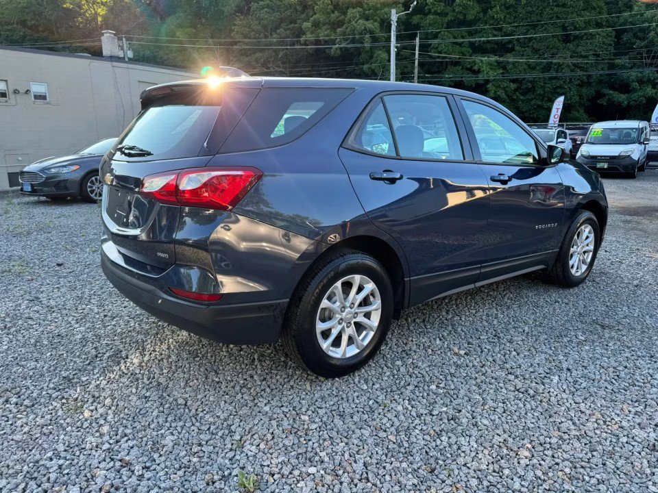 Used 2019 Chevrolet Equinox LS AWD/4WD image 5
