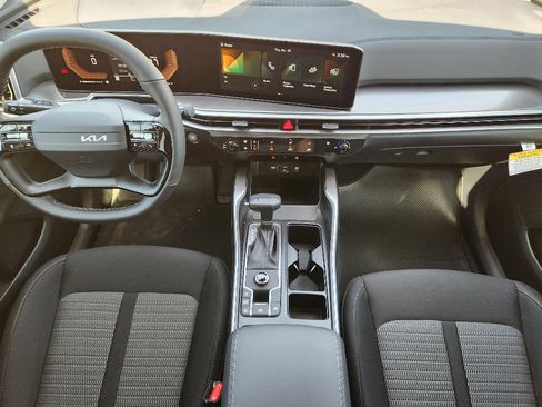 New 2026 Kia Sorento LX image 18