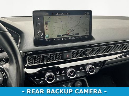Used 2022 Honda Civic Sport Touring image 9