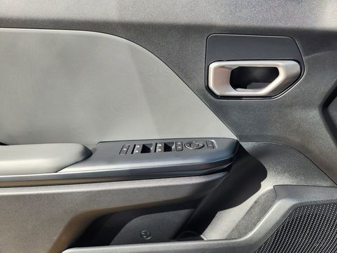 New 2025 Kia K4 LXS image 16