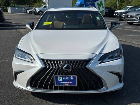 Used 2023 Lexus ES 250 w/ Premium Package AWD/4WD image 3