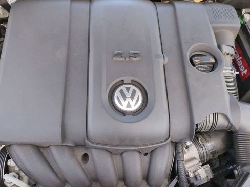 Used 2012 Volkswagen Passat 2.5 SE FWD image 13
