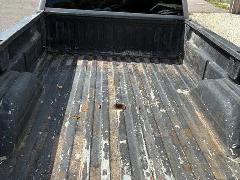 Used 2005 GMC Sierra 3500 SLT w/ Heavy-Duty Power Package RWD image 10