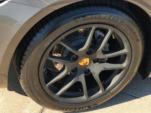 Used 2024 Porsche 718 Cayman image 7