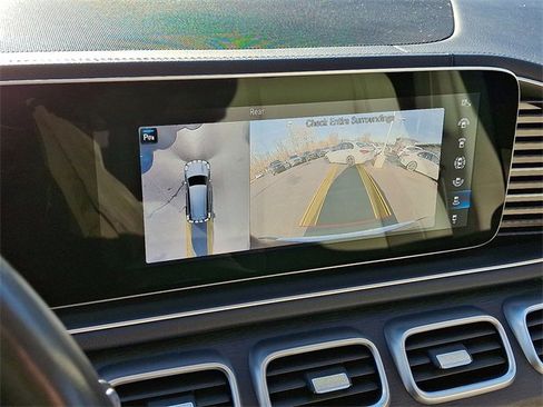 Used 2022 Mercedes-Benz GLS 450 4MATIC image 21