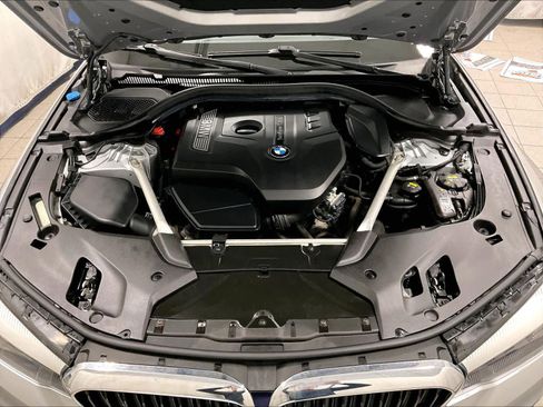 Used 2018 BMW 530i xDrive w/ Premium Package image 30