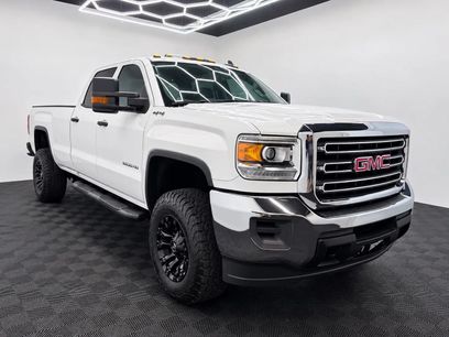 Used 2016 GMC Sierra 2500 4x4 Crew Cab w/ Sierra Convenience Package