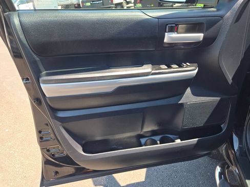 Used 2018 Toyota Tundra SR5 AWD/4WD image 19