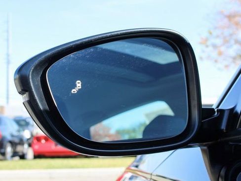 Used 2023 Honda Accord Touring image 8