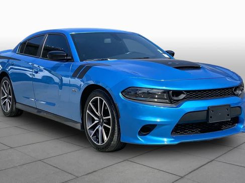 Used 2023 Dodge Charger R/T w/ Cold Weather Package RWD image 3
