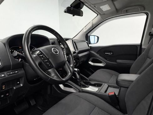 Used 2023 Nissan Frontier SV w/ Technology Package image 13