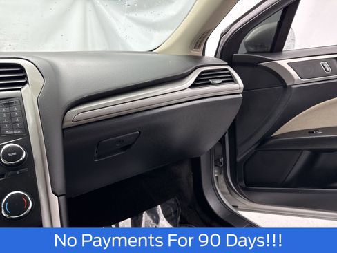 Used 2018 Ford Fusion S image 21