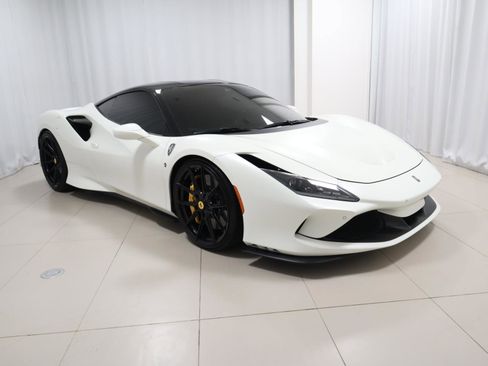 Used 2021 Ferrari F8 Tributo image 5