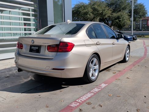 Used 2014 BMW 320i Sedan image 10