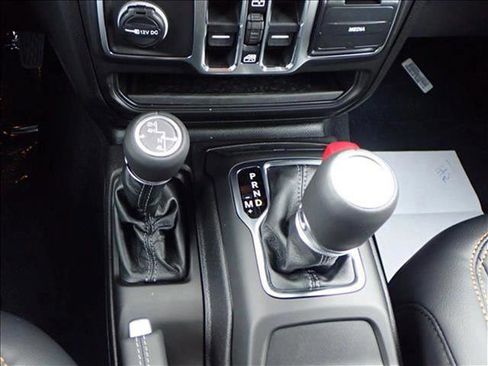 New 2026 Jeep Wrangler Unlimited Sahara AWD/4WD image 22