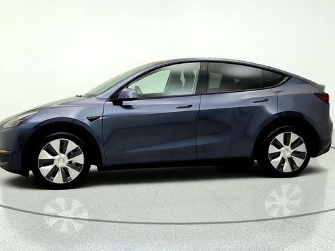 Used 2023 Tesla Model Y Long Range AWD/4WD image 8