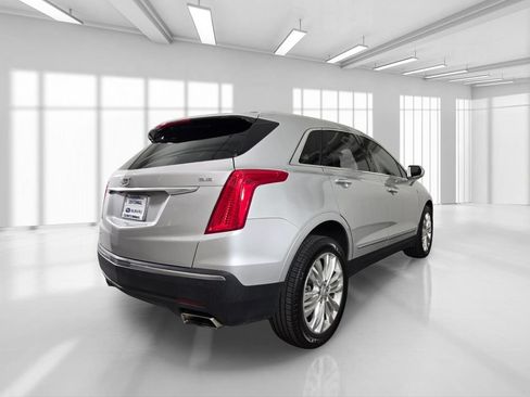Used 2019 Cadillac XT5 Premium Luxury AWD/4WD image 8